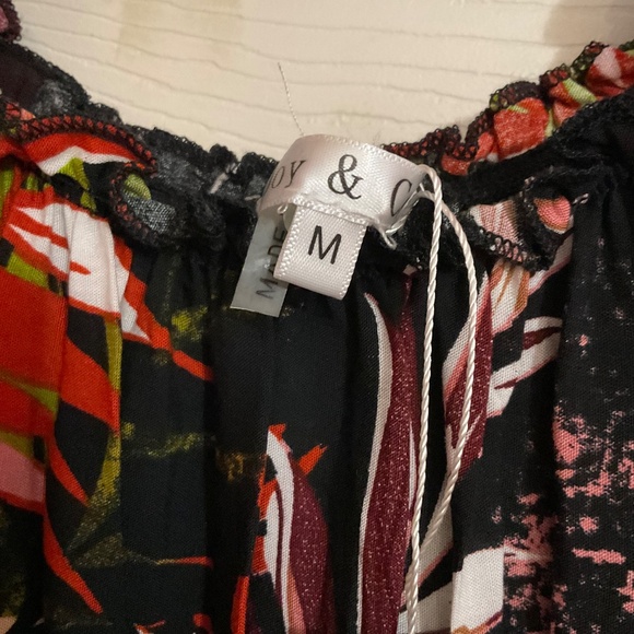 Brand new maxi sleeveless multi colored dress - Picture 3 of 3